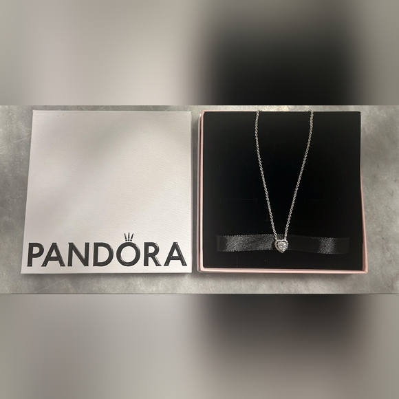 Pandora Silver Heart Pendant Necklace with Sparkling CZ - Picture 10 of 11